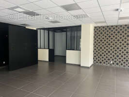 Commerce à SAINT-ESTEVE