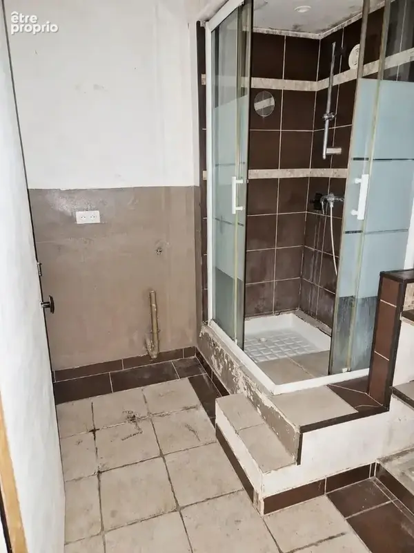 SALERNES, immeuble de rapport 178 m², 8 pièces, cave - photo 7