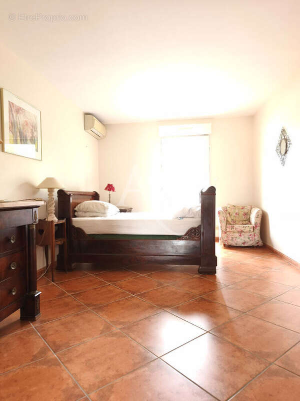 Appartement à MONTREDON-DES-CORBIERES