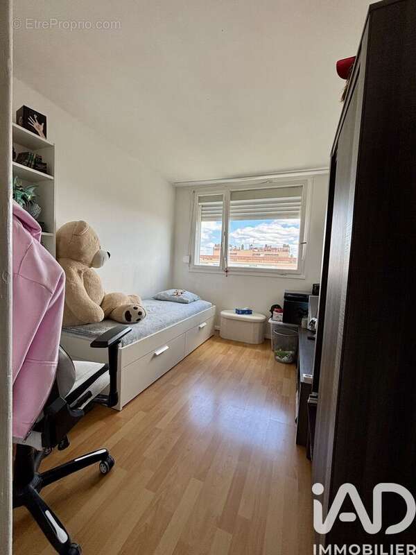 Photo 7 - Appartement à SAINT-ETIENNE-DU-ROUVRAY