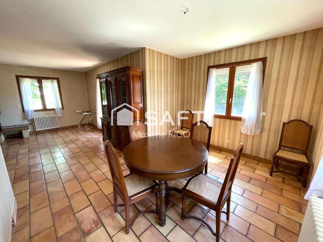 Photo 3 - Maison à SAINT-PARDOUX-ISAAC