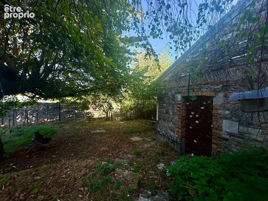 Maison de caractère avec jardin clos et garage - photo 12