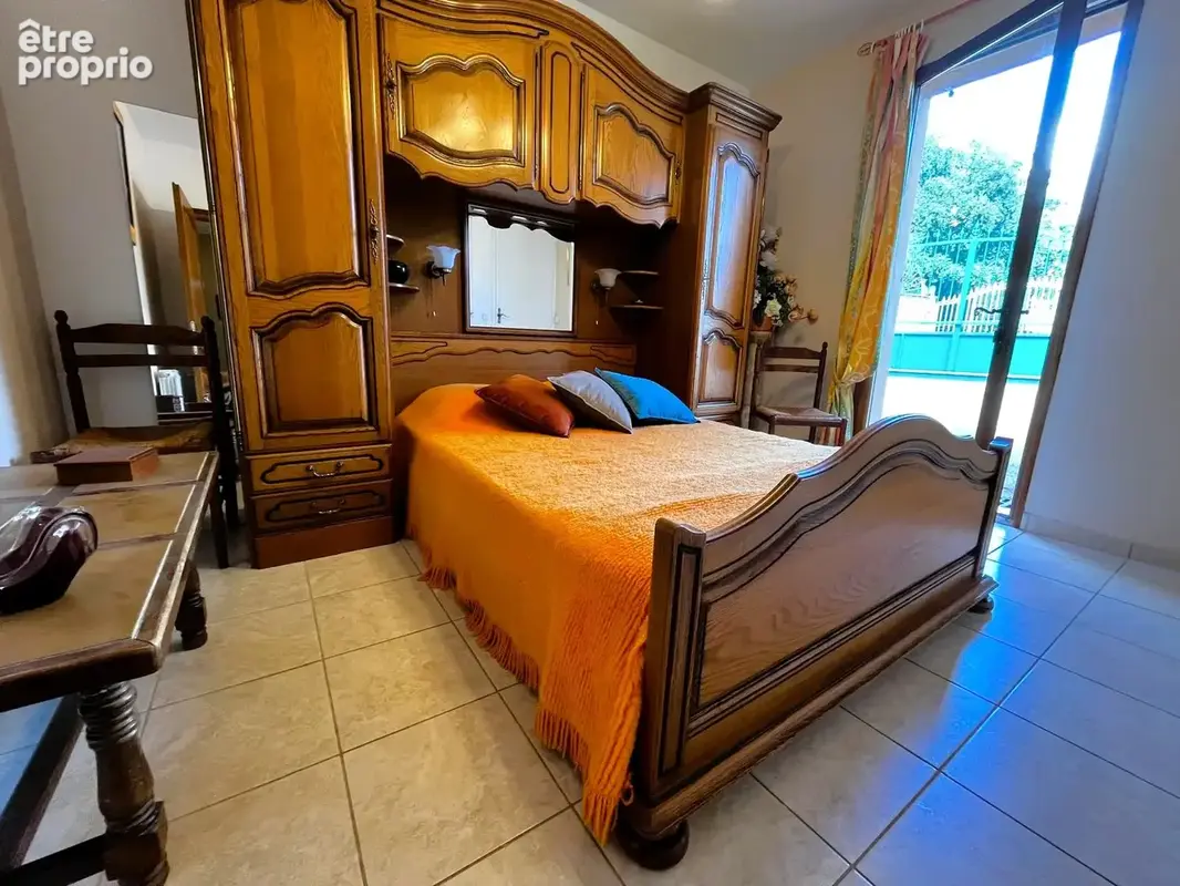 VILLA 120m2, T5 avec Vue Panoramique, jardin, Garage et Piscine à Toulon Ouest - photo 17