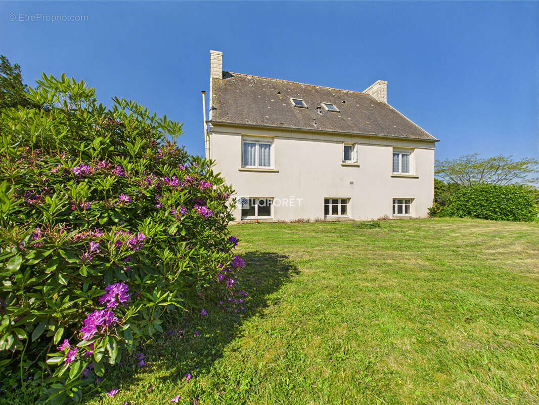 Maison à PLONEOUR-LANVERN