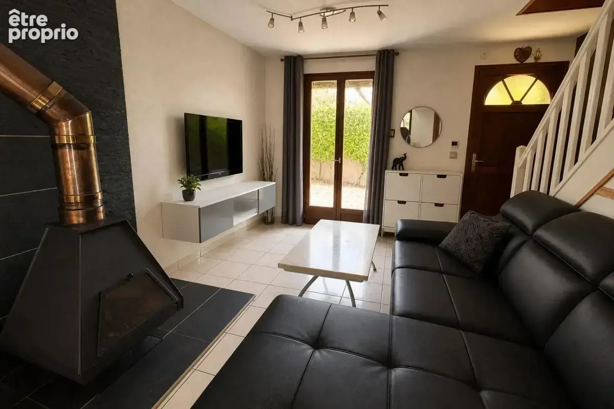 Maison de 5 pièces de 100 m² à Corbeil-Essonnes - photo 5