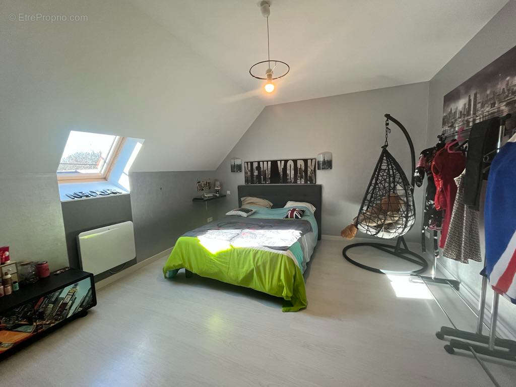 Maison à LA GUERCHE-SUR-L&#039;AUBOIS