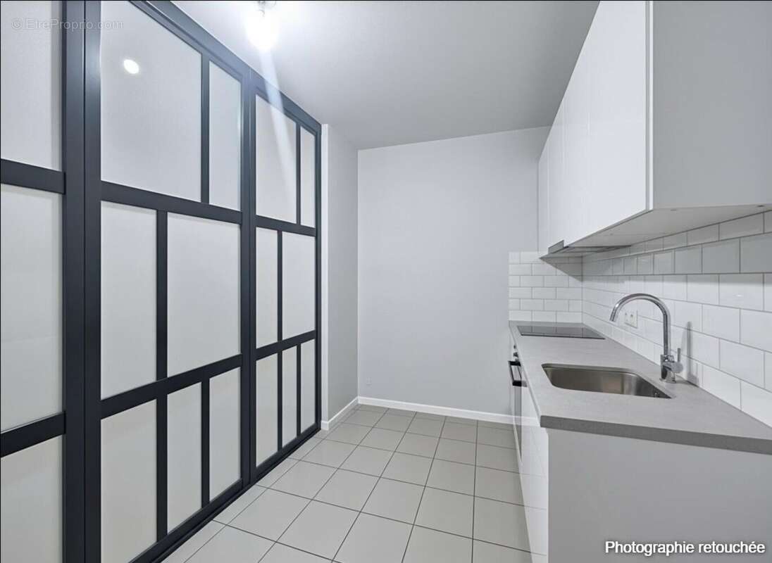 Photo 7 - Appartement à ROQUEBRUNE-SUR-ARGENS
