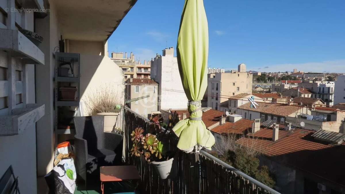 Appartement à MARSEILLE-5E