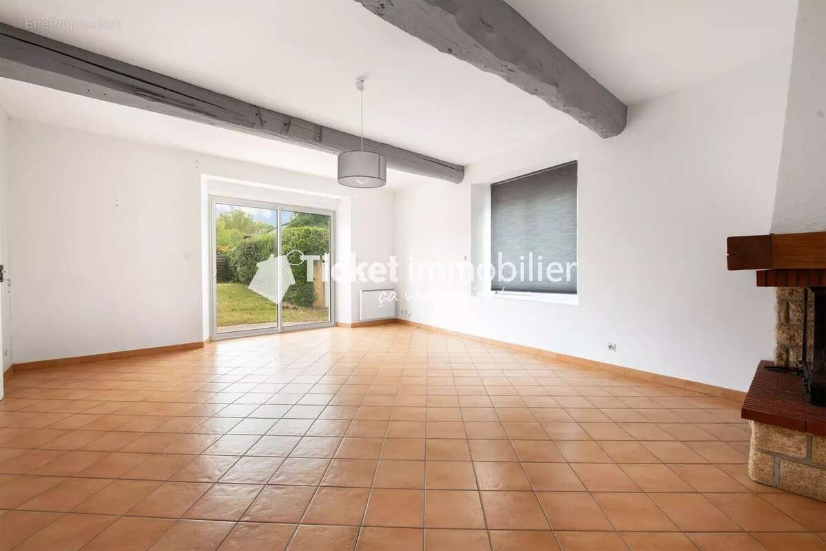 Maison à SAINT-PAUL-SUR-SAVE