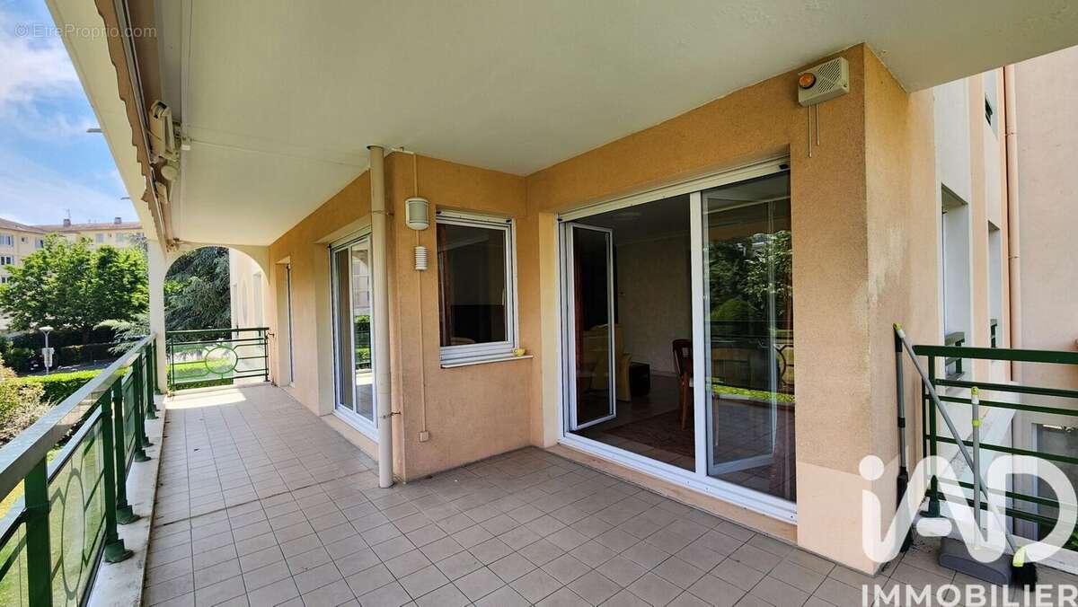 Photo 3 - Appartement à TASSIN-LA-DEMI-LUNE