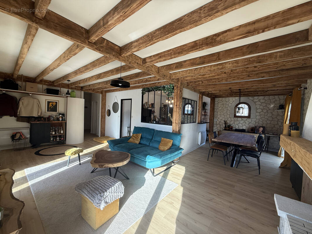 Maison à CARBON-BLANC