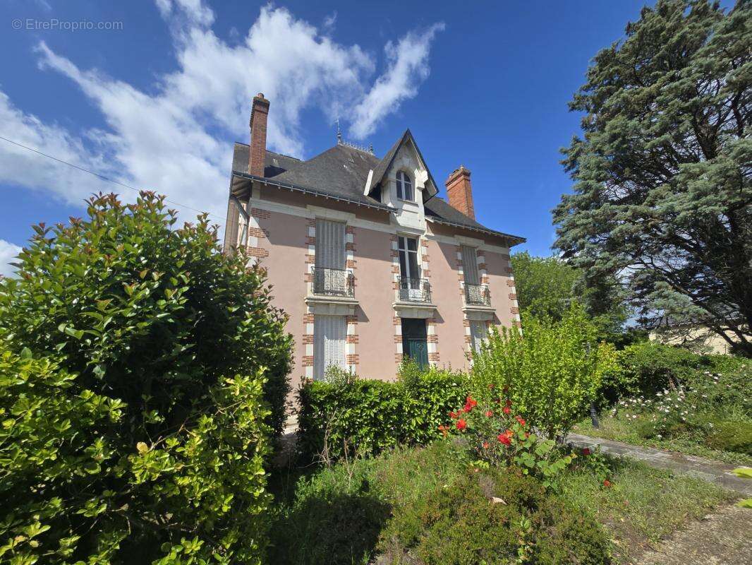 Maison à SABLE-SUR-SARTHE