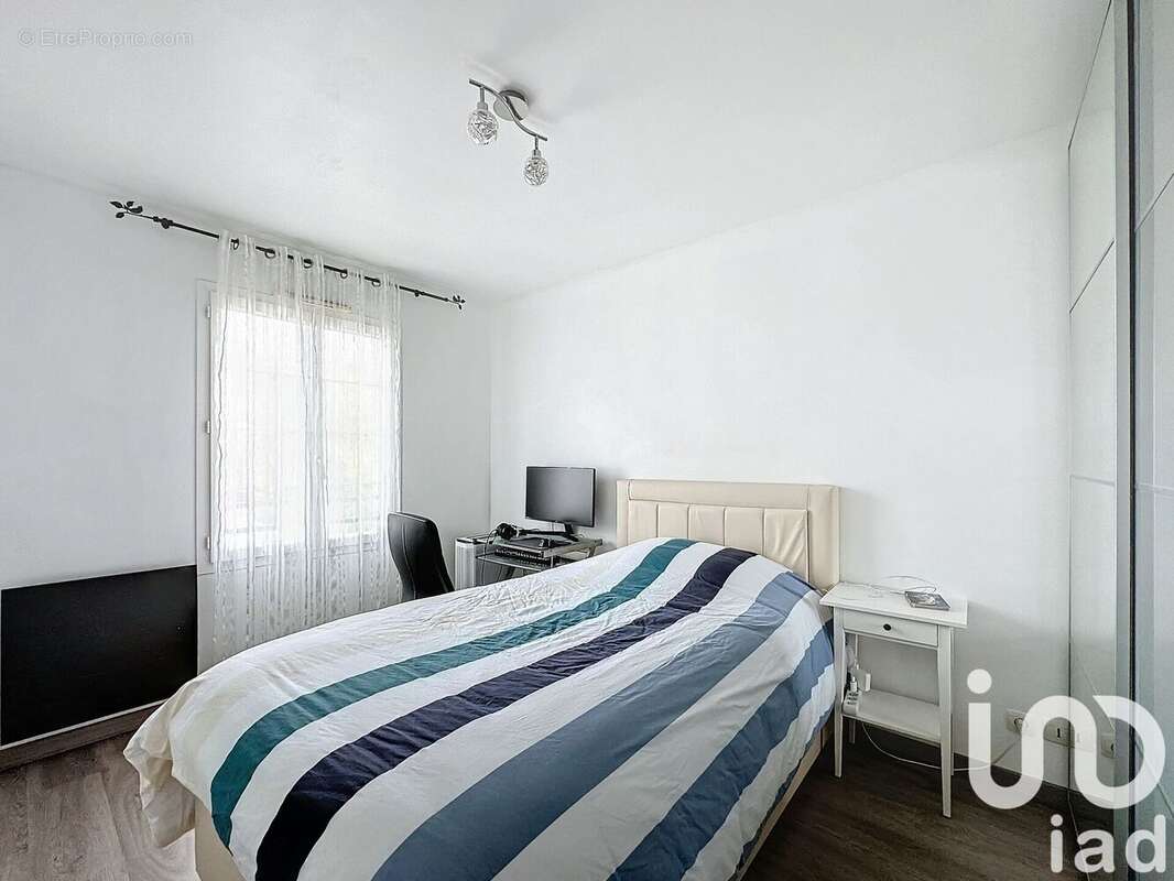 Photo 8 - Maison à VILLENEUVE-LE-ROI