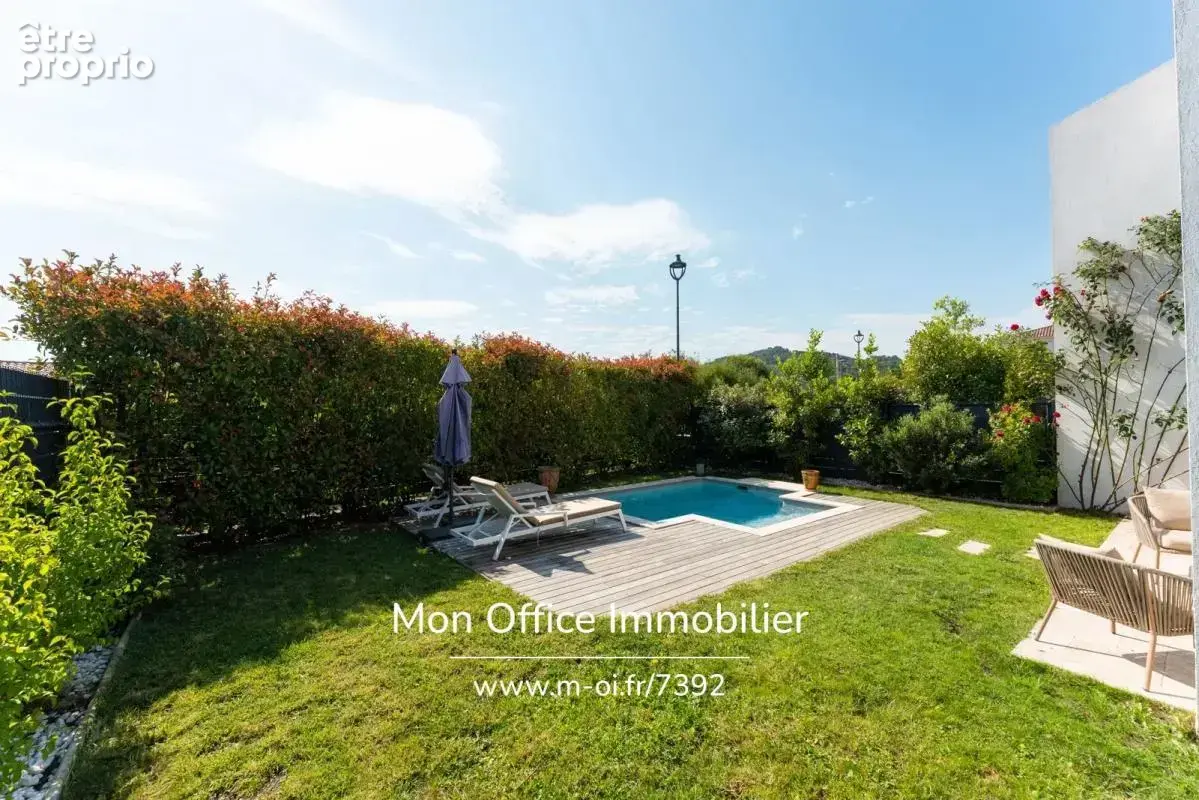 Référence : 7392-AUS - Maison 3 chambres, jardin, piscine et garage - photo 14