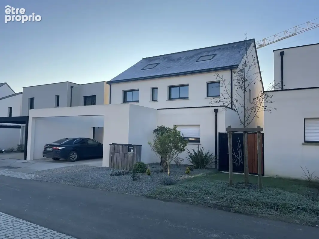 Maison à VERN-SUR-SEICHE