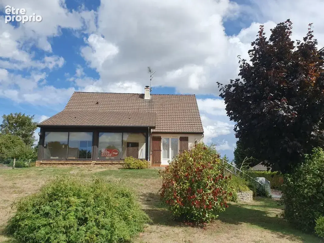 Maison à PETIVILLE