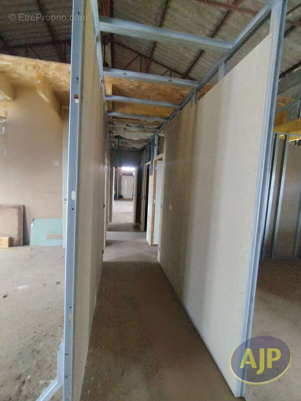 Maison à SAINT-ETIENNE-DU-BOIS