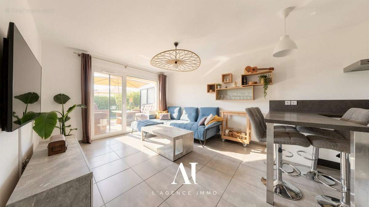 Appartement à THOIRY