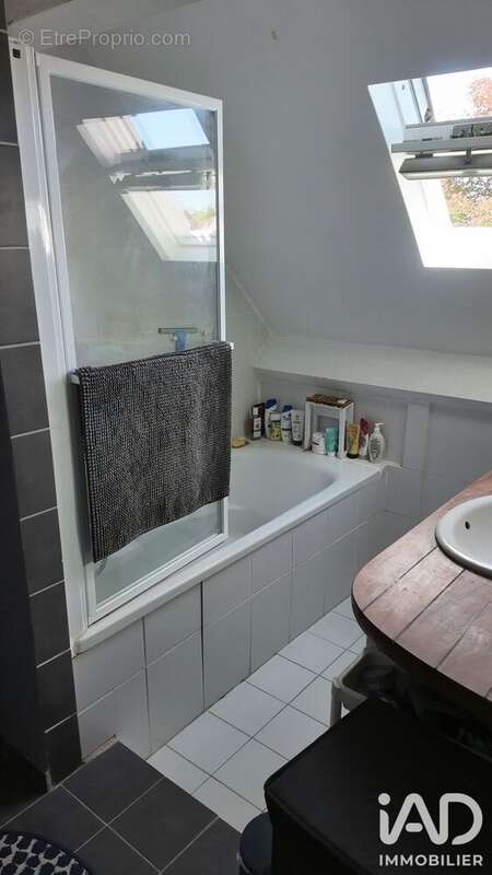 Maison 137 m² à Avilly-Saint-Leonard  - photo 6