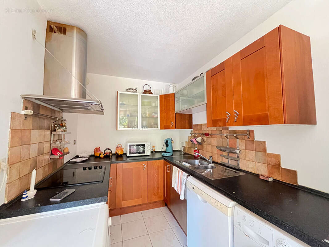 Photo 3 - Appartement à MARSEILLE-9E