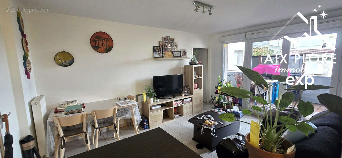 Appartement à VENISSIEUX