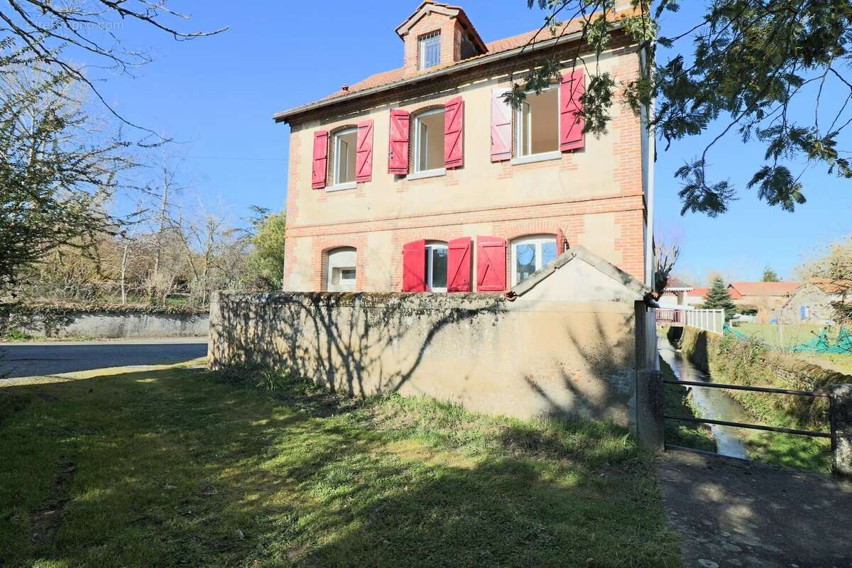 Maison à SOMBRUN