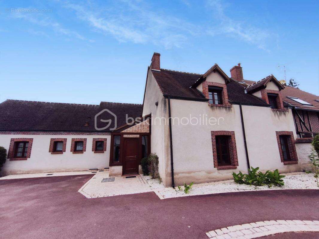 Maison à OLIVET