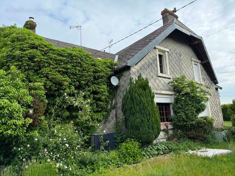 Maison à MASNIERES