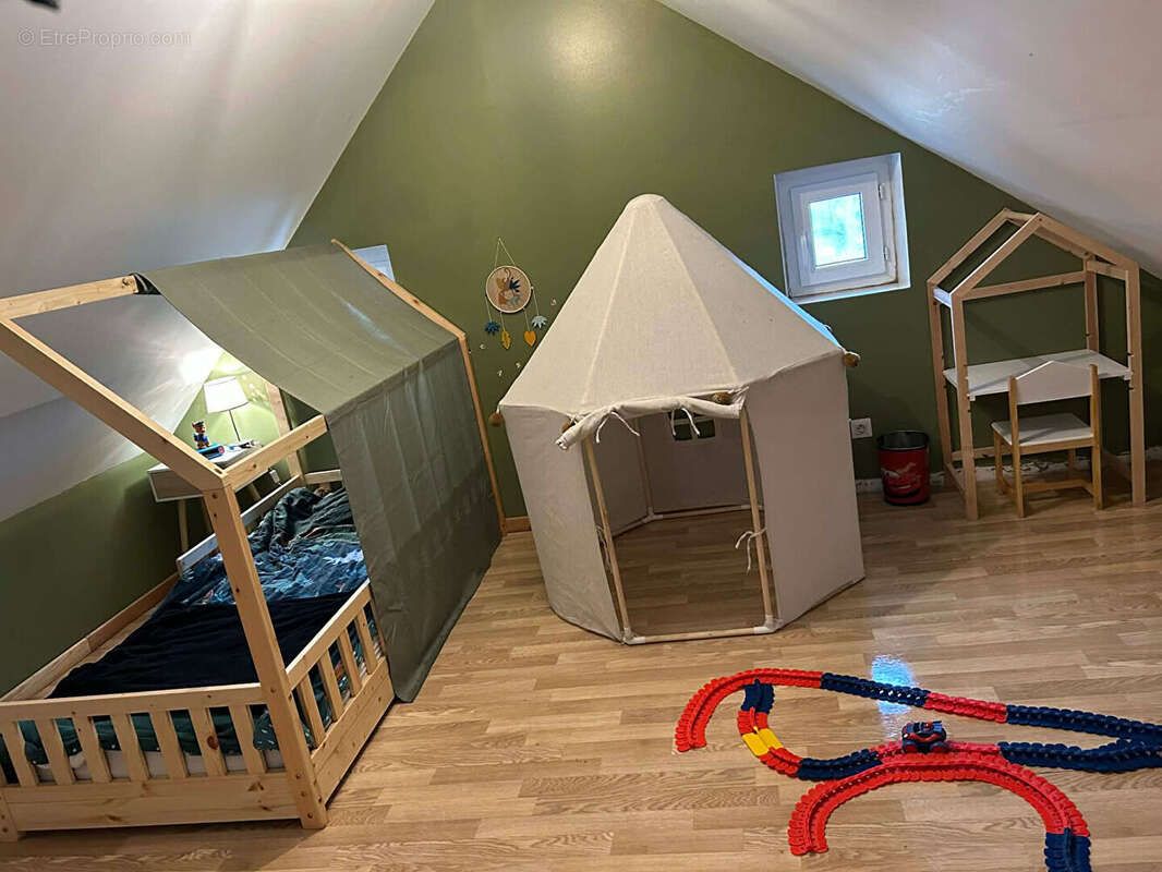 Maison à VAUX-ANDIGNY