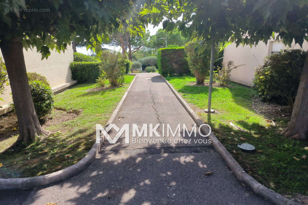 Appartement à VILLENEUVE-LOUBET