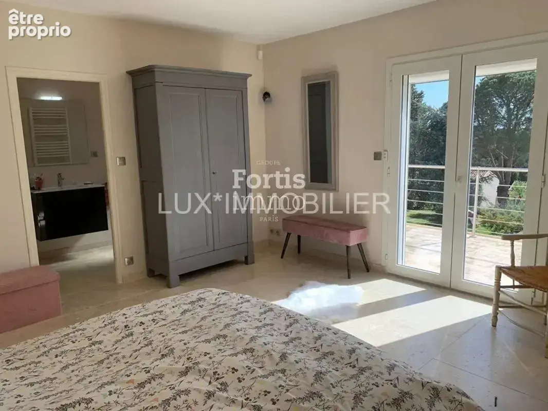 Beaucaire / villa contemporaine de 250m² - - photo 10