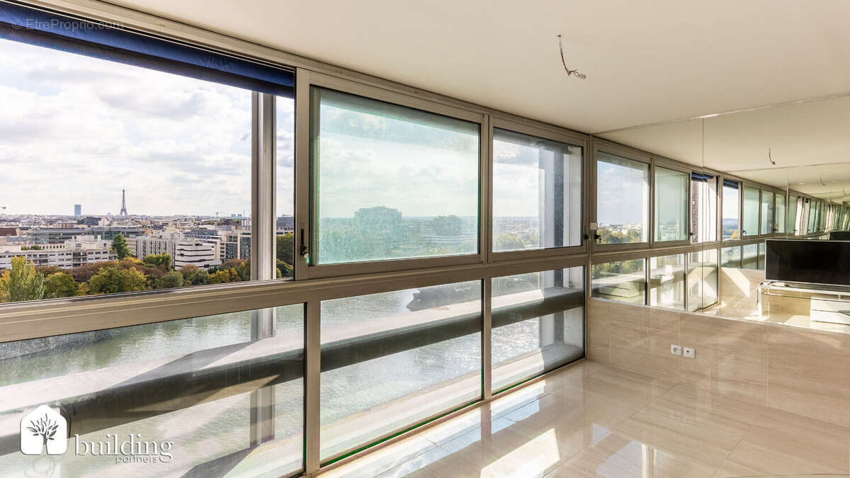 Courbevoie Front de Seine - Appartement 5 pièces de 155,63 m² - photo 4