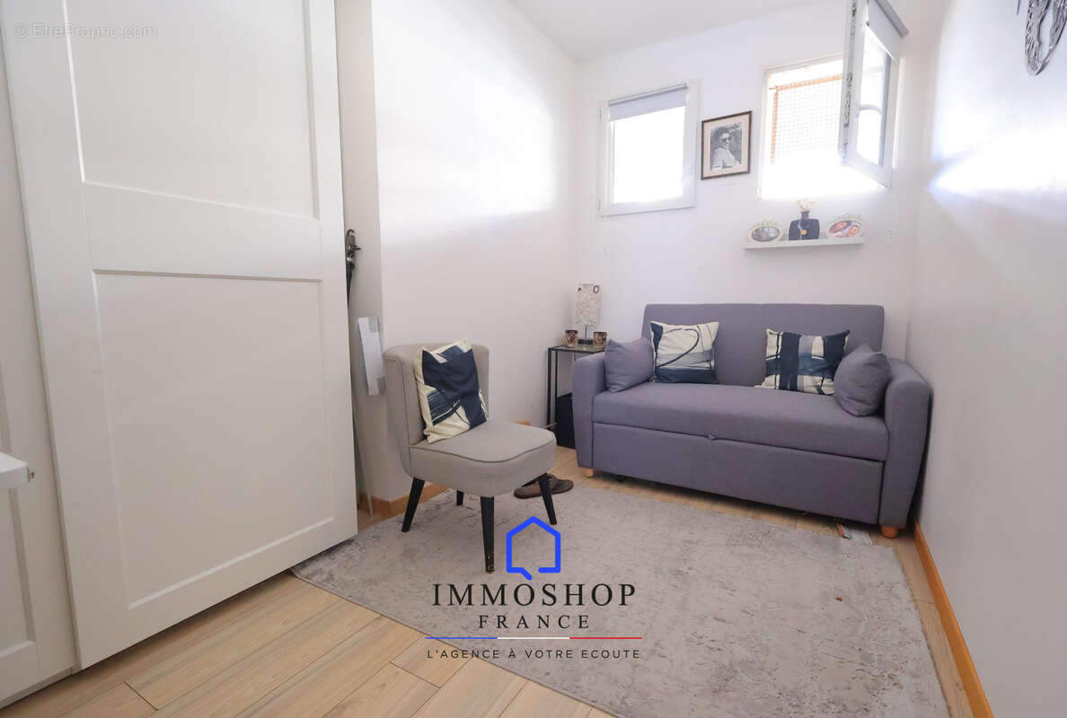 Appartement à MARSEILLE-5E