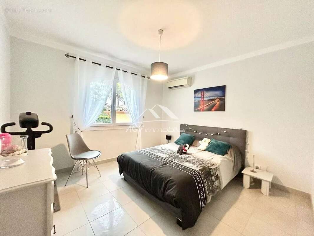 Maison à SAINT-PRIVAT-DES-VIEUX