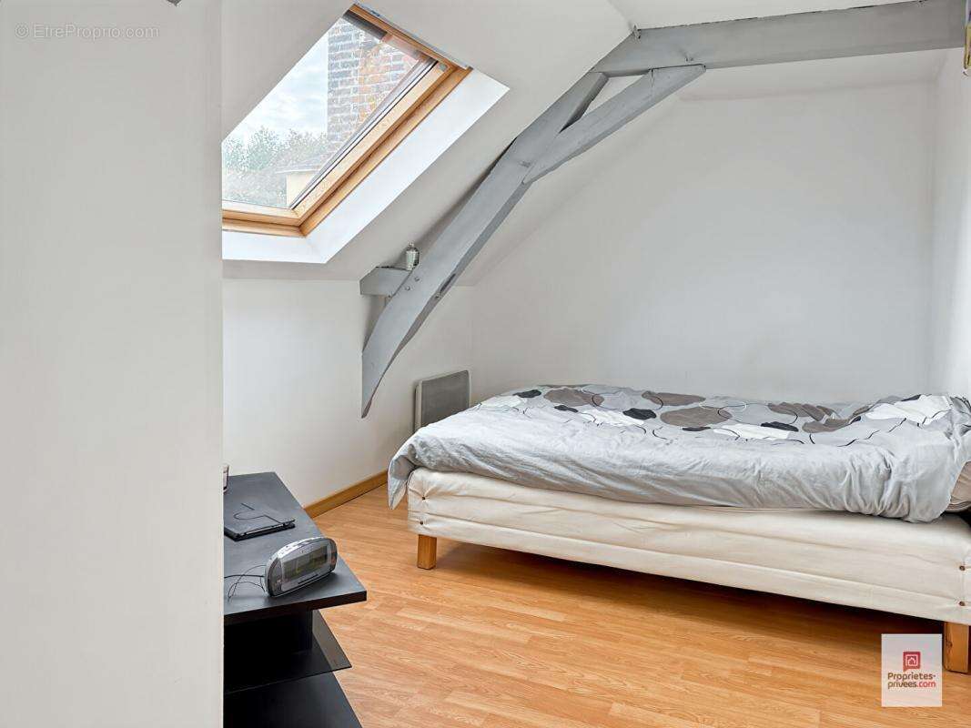 Maison à MAISONCELLES-DU-MAINE