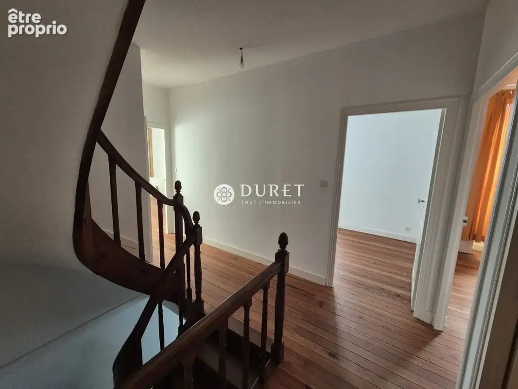 Maison 14 pièces 258 m² à vendre à Saint-Fulgent (85250) - photo 5