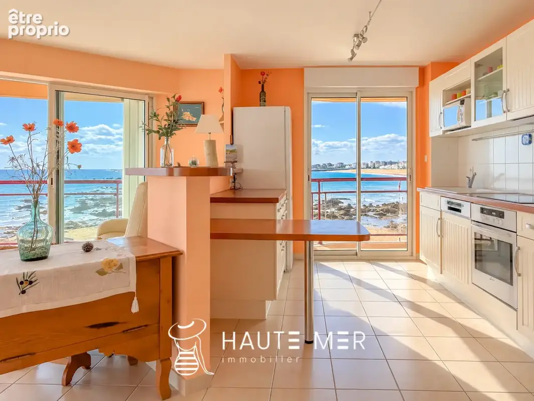 BAIGNEUR - Appartement T3 Face mer avec cave et garage. - photo 3