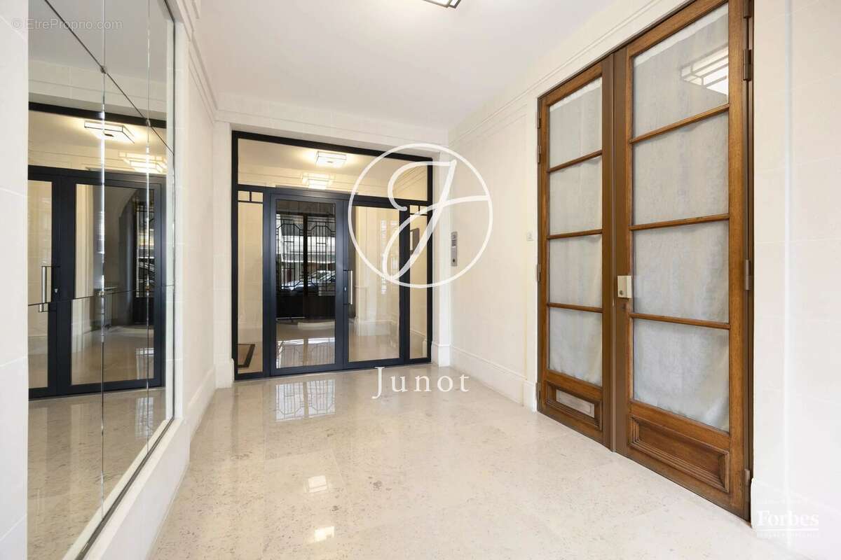 Paris 16e - PLACE RODIN / RANELAGH - Appartement familial - 6 pièces - 149,27m² Carrez - 4 chambres - photo 18