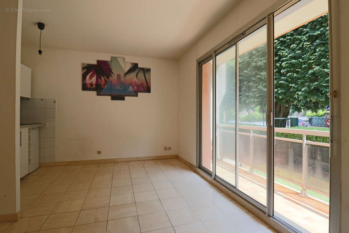 Appartement à LIVRY-GARGAN