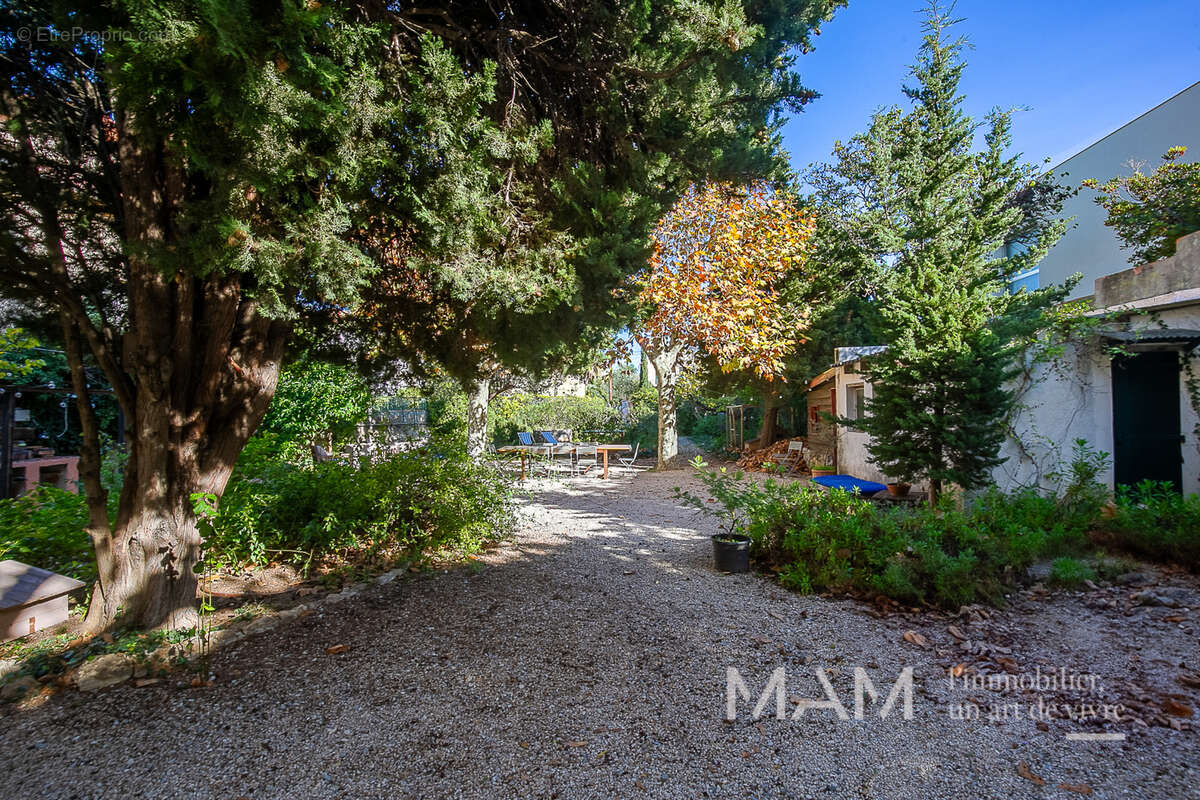 Maison à MARSEILLE-8E