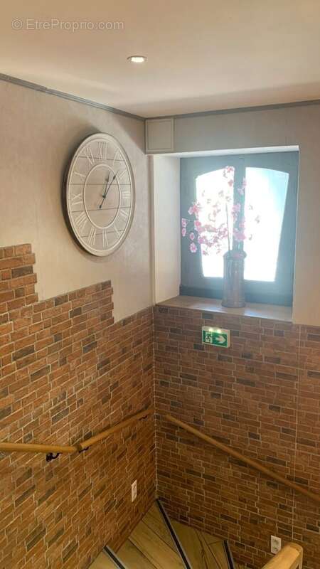 200 m² à Chambery  - photo 6