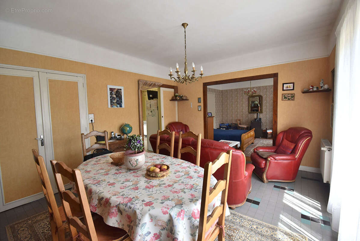 Maison à BRIENNE-LE-CHATEAU