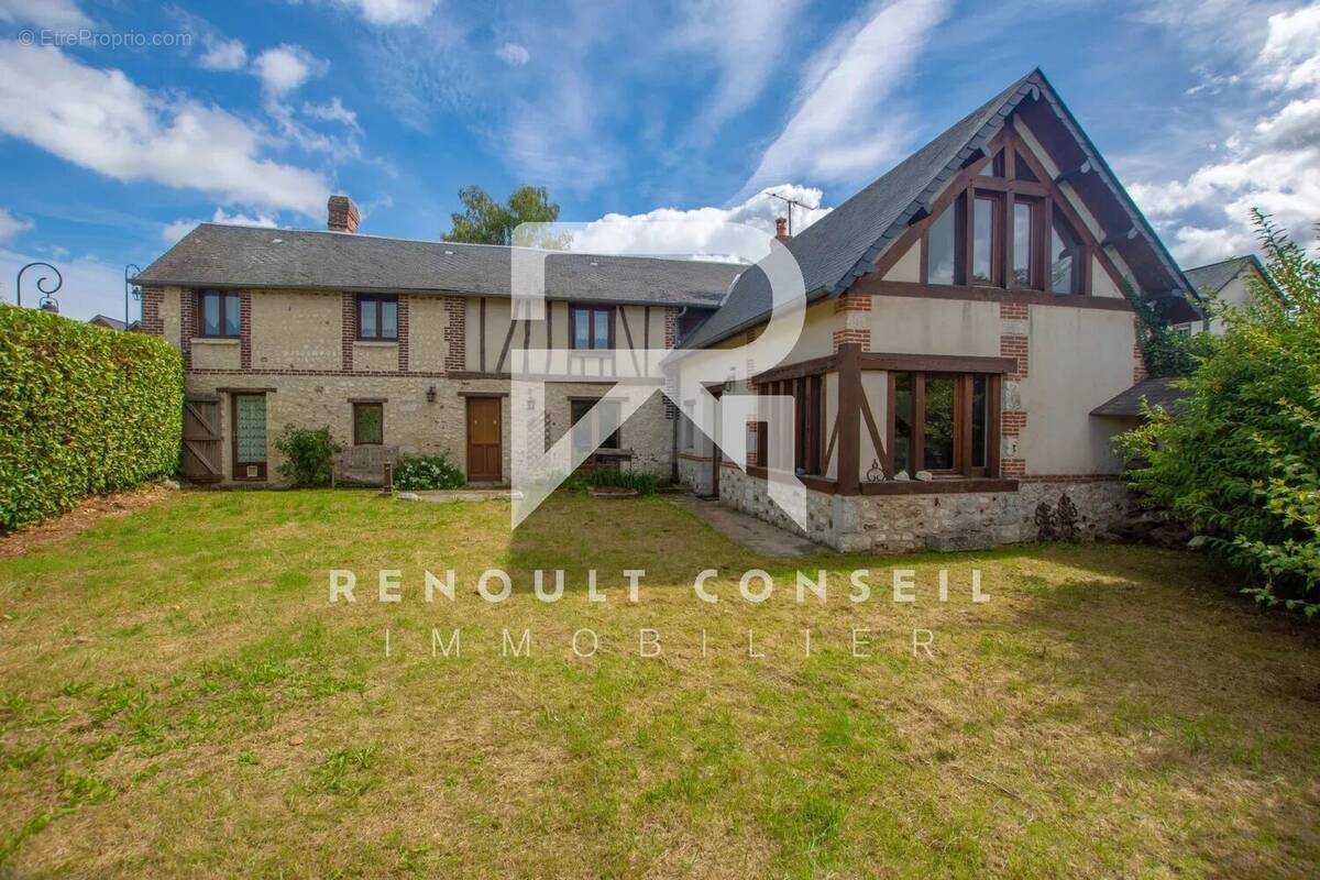 Maison à SAINT-MARTIN-DE-BOSCHERVILLE