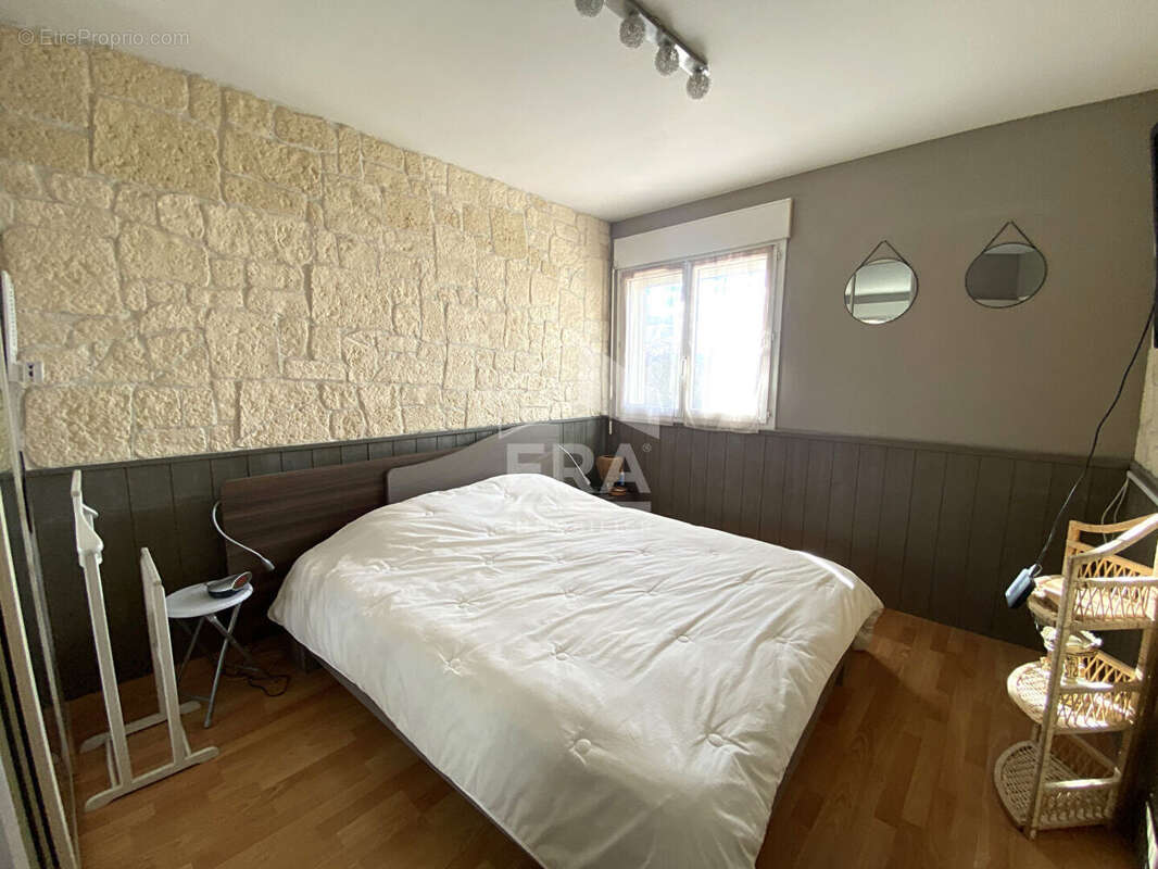 Maison à SERRES-CASTET