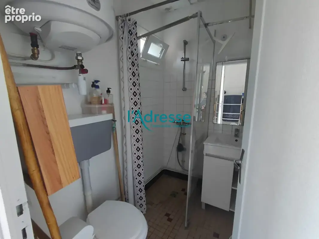 Ensemble immobilier de 189m² à MONTREVAULT - photo 9
