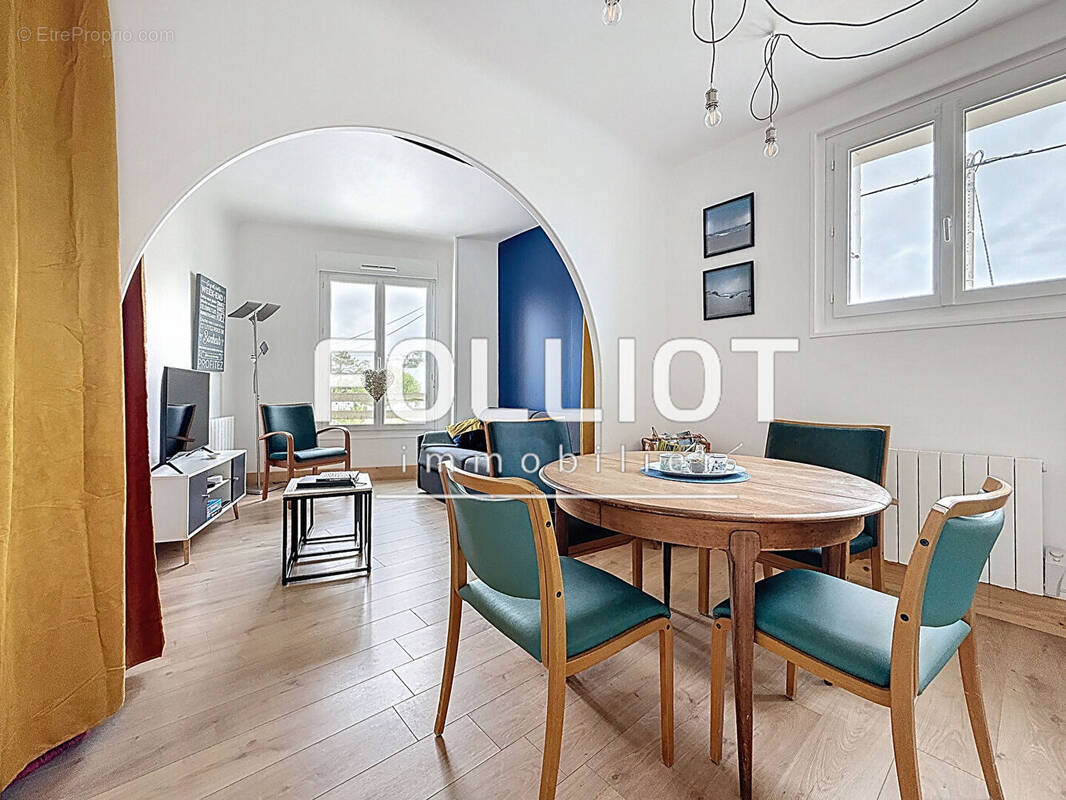 Appartement à BARNEVILLE-CARTERET