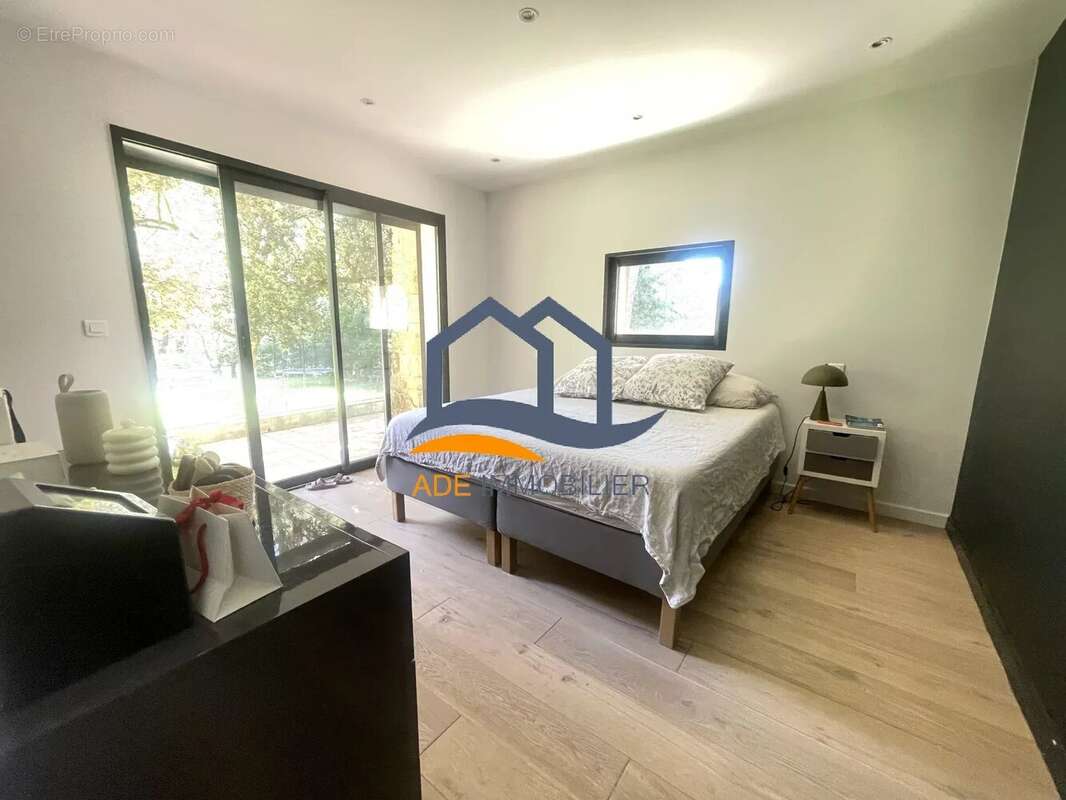 Maison à EGUILLES