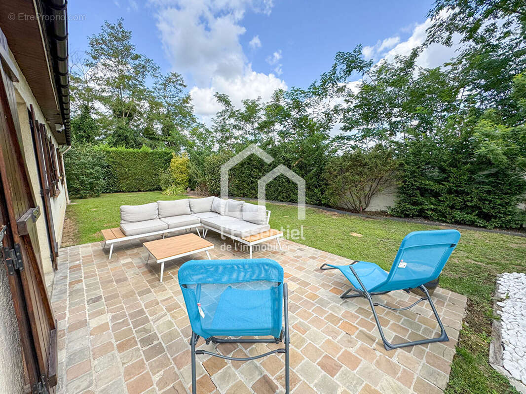 Maison à VERNEUIL-SUR-SEINE