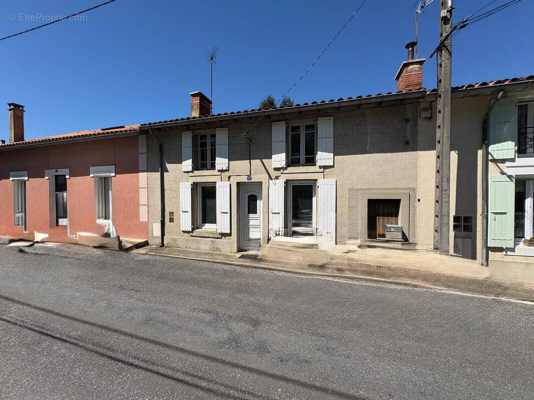 Maison à SAINT-AMANS-VALTORET