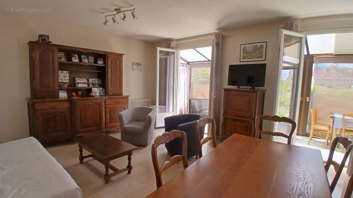 Maison et terrain constructible! - photo 8